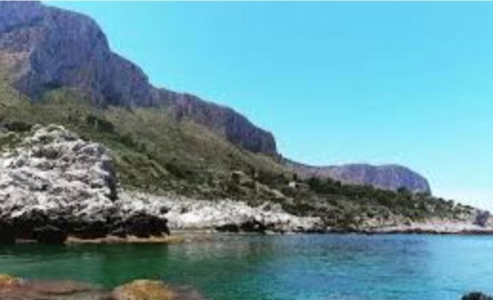 Da Carmen E Peppe Apartment ซานตาฟลาวิอา ภายนอก รูปภาพ