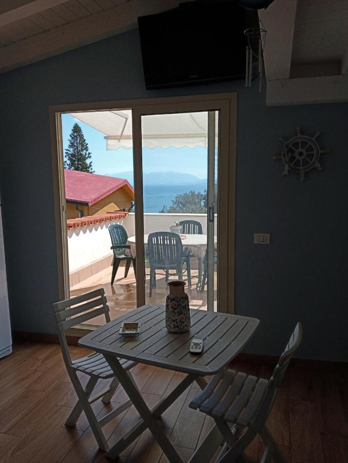 Da Carmen E Peppe Apartment ซานตาฟลาวิอา ภายนอก รูปภาพ
