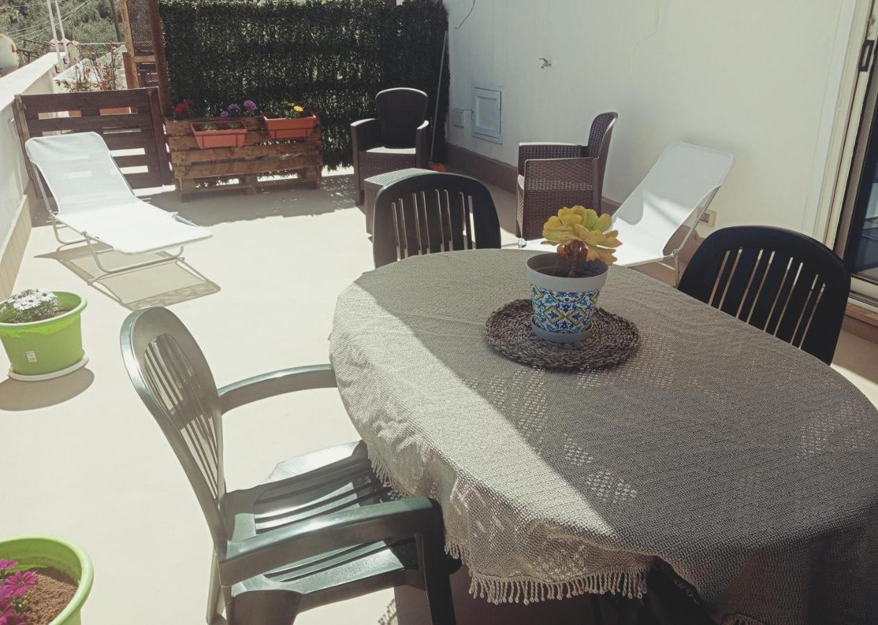 Da Carmen E Peppe Apartment ซานตาฟลาวิอา ภายนอก รูปภาพ